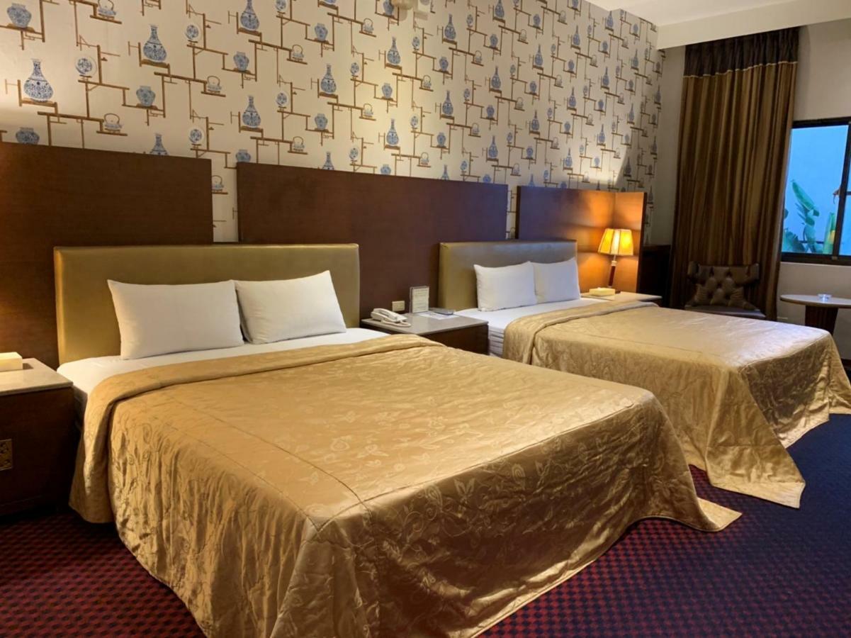 Li-Gin Motel Chiayi City Exterior photo