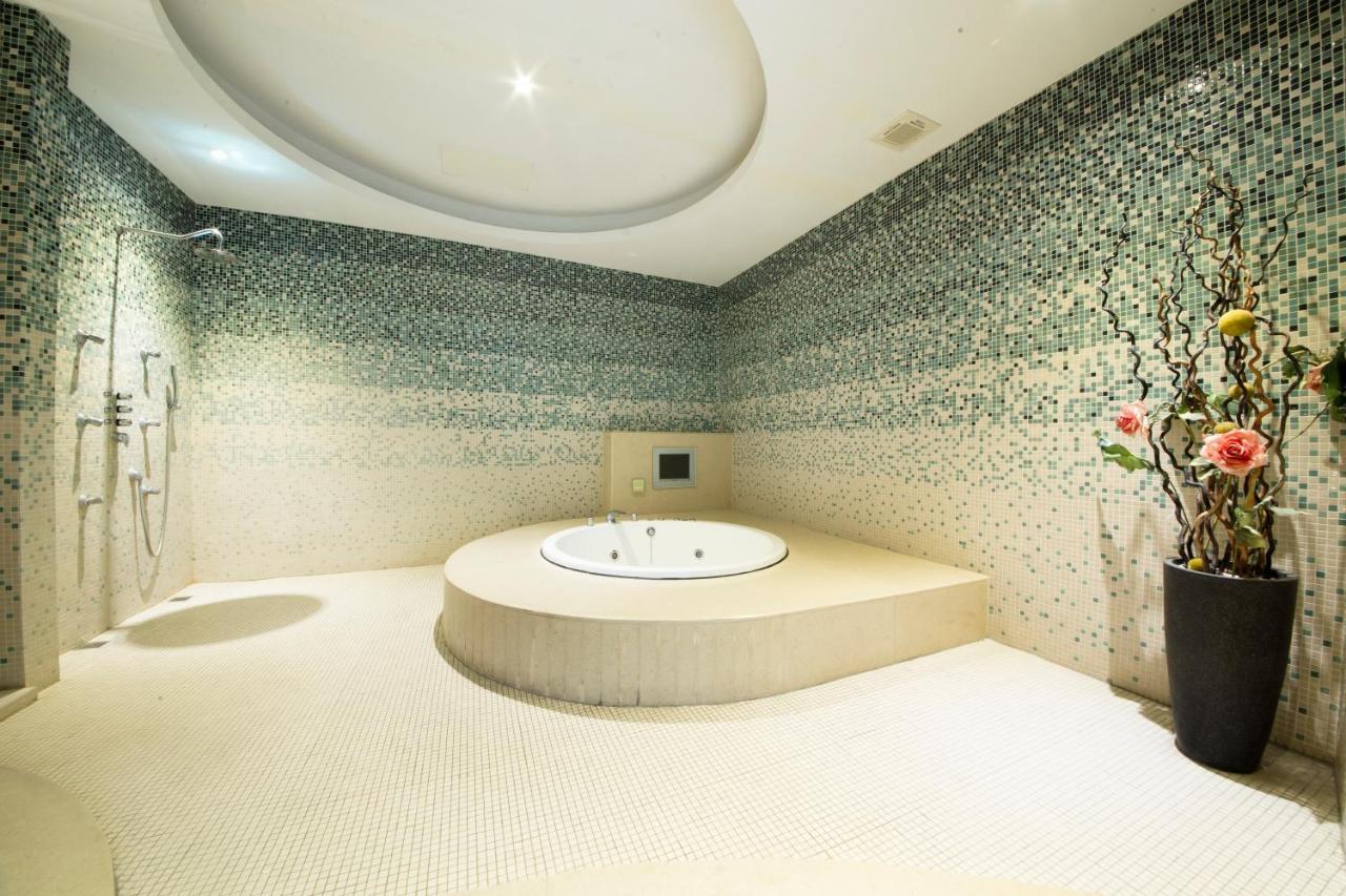 Li-Gin Motel Chiayi City Exterior photo