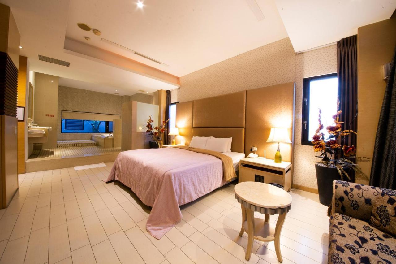 Li-Gin Motel Chiayi City Exterior photo