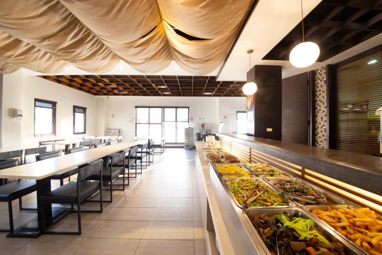 Li-Gin Motel Chiayi City Exterior photo