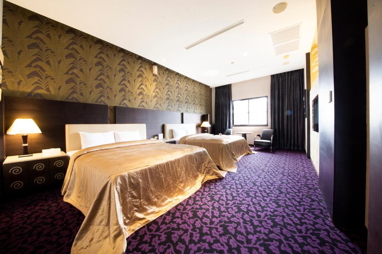Li-Gin Motel Chiayi City Exterior photo