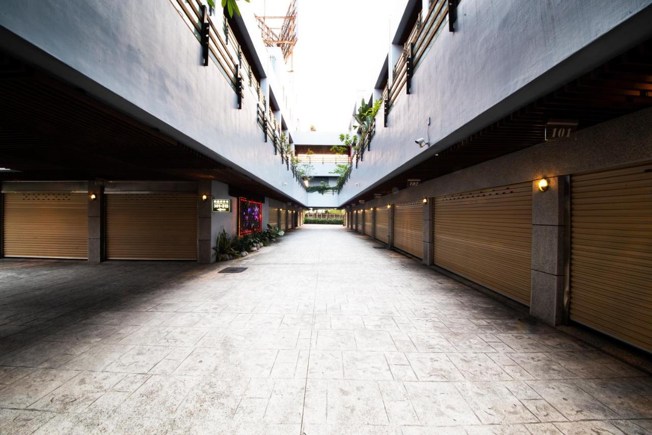 Li-Gin Motel Chiayi City Exterior photo
